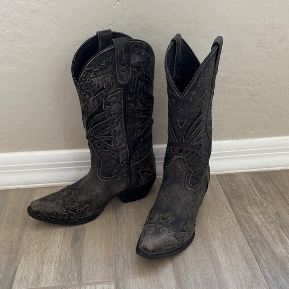 Dan Post Distressed Black Heeled Boots - Picture 1 of 5